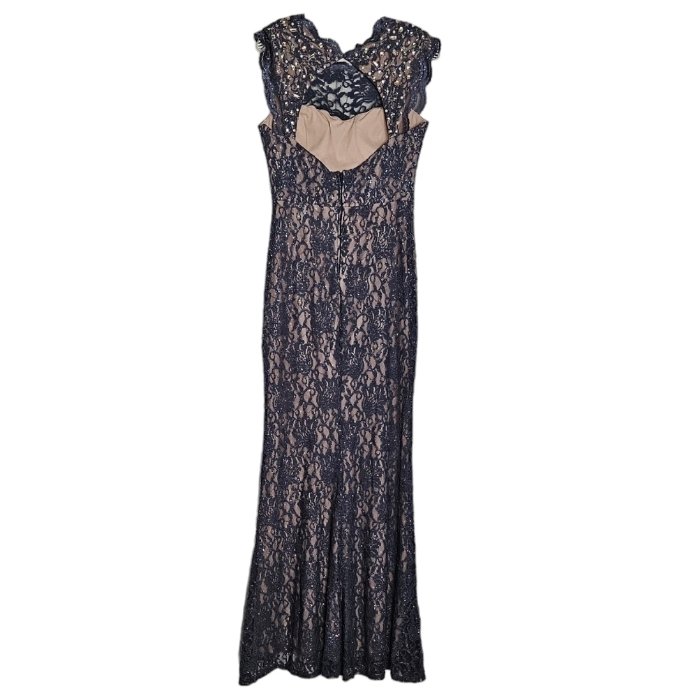 City Triangles gray formal dress sequins, rhinestones, glitter, slit, zipper - Picture 2 of 12